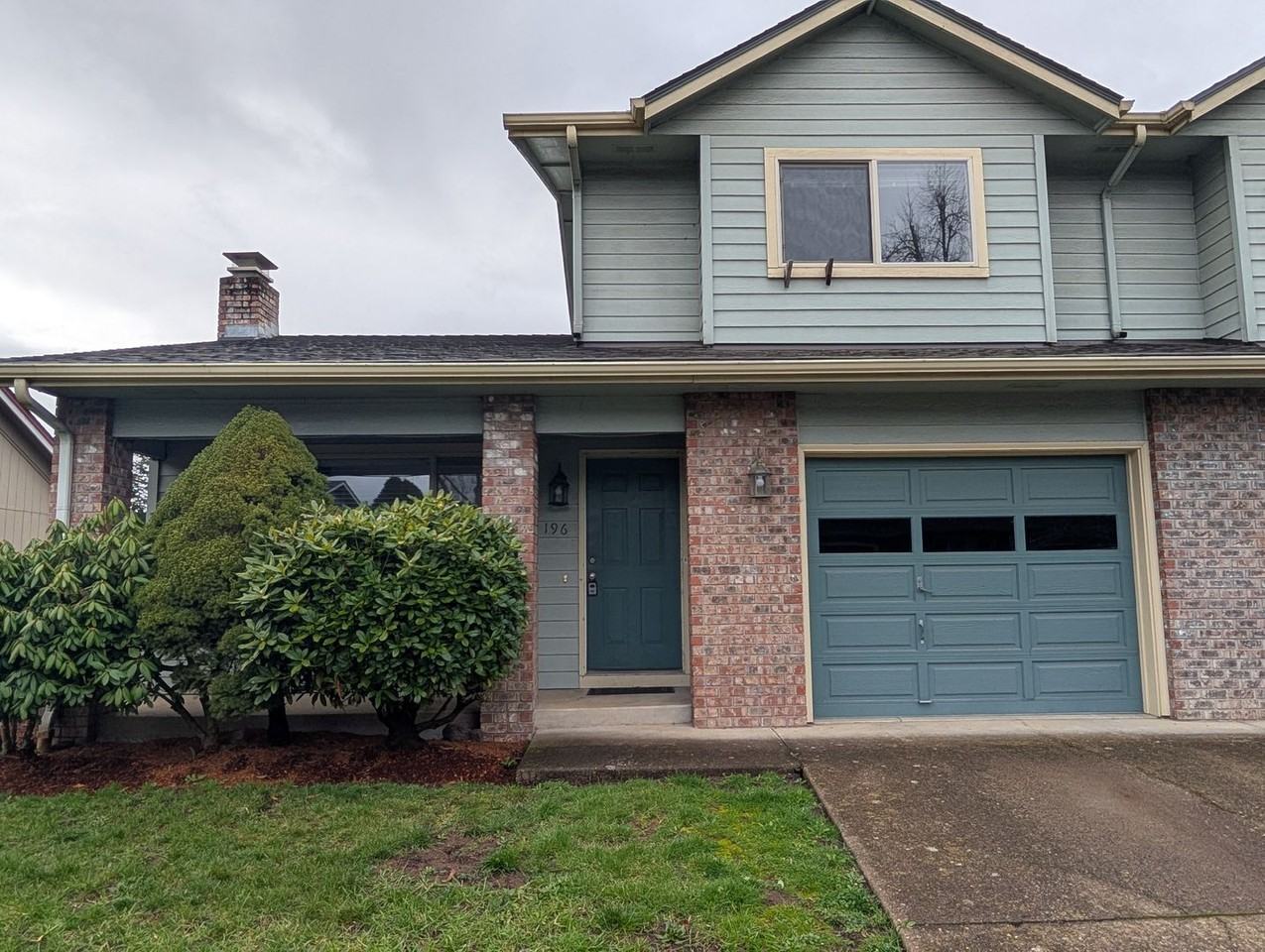 196 62nd Pl - Photo 3 of 21