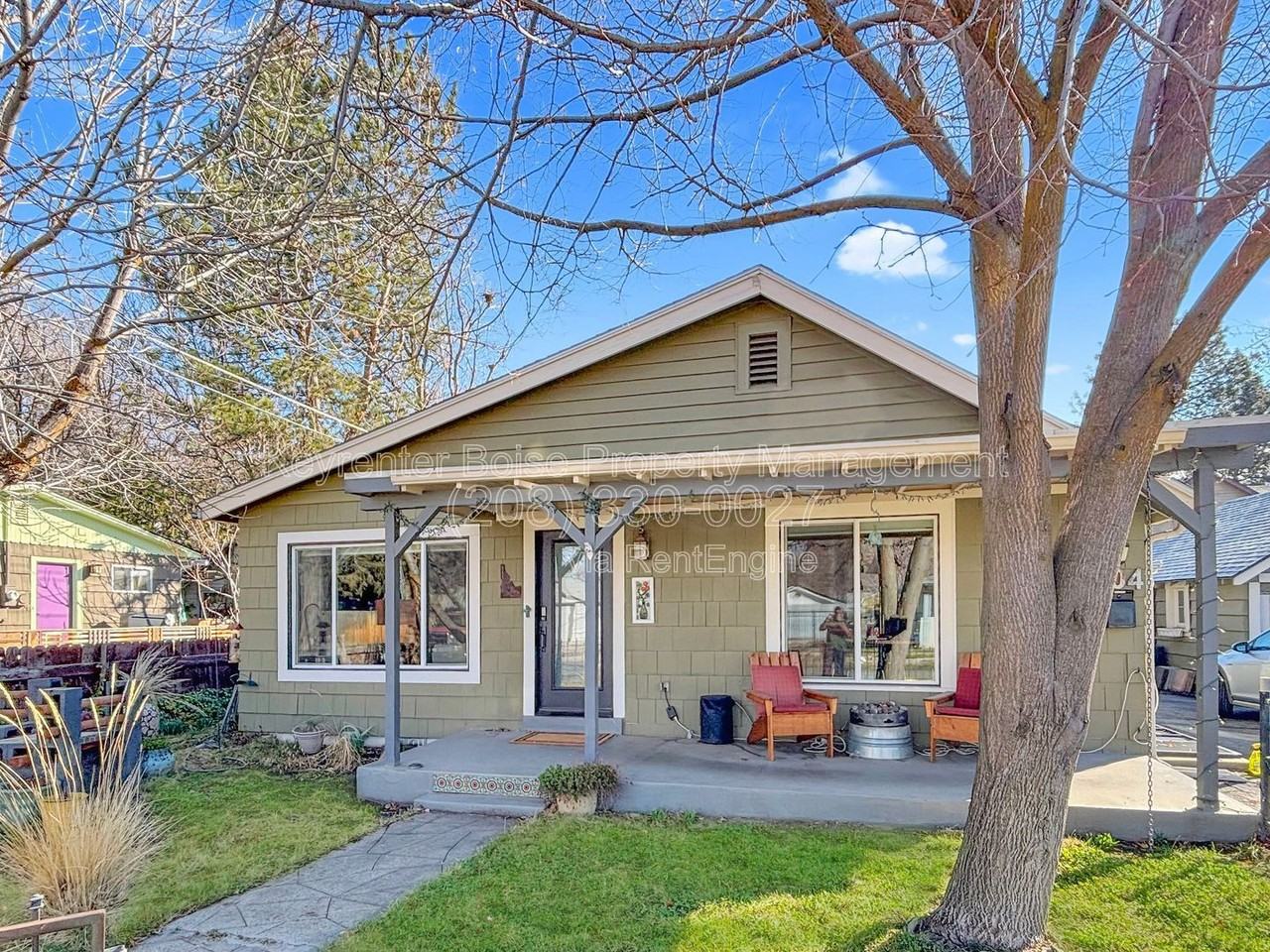 504 N Avenue E Ave - Photo 2 of 6