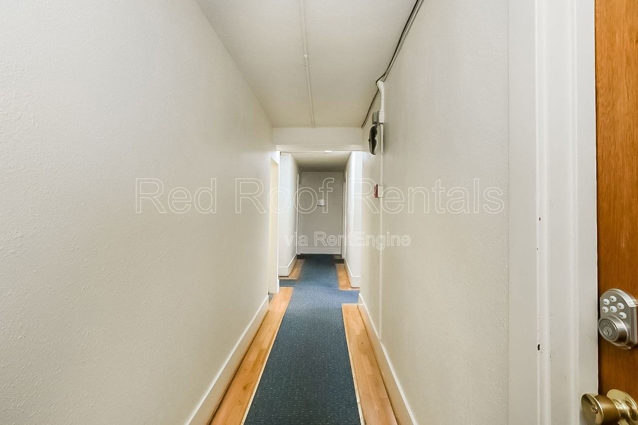 1301 6th Ave #5 - Photo 3 of 16