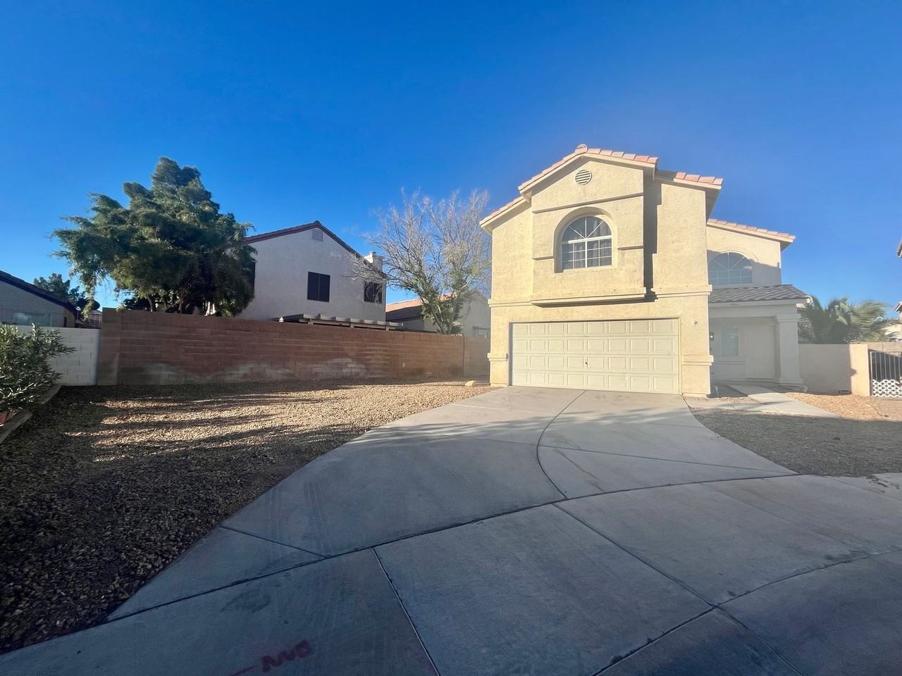 3701 Cactus Wheel Ct - Photo 3 of 50