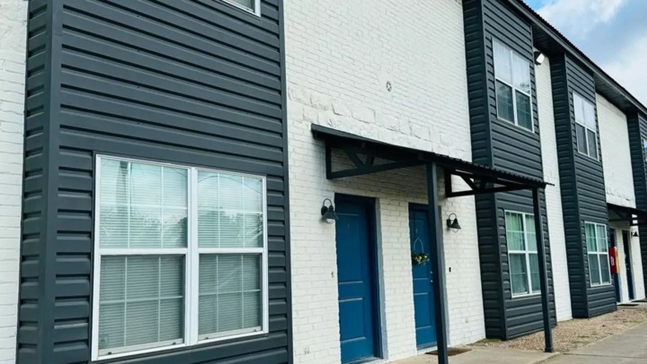 1925 S 12th St. - Photo 2 of 12