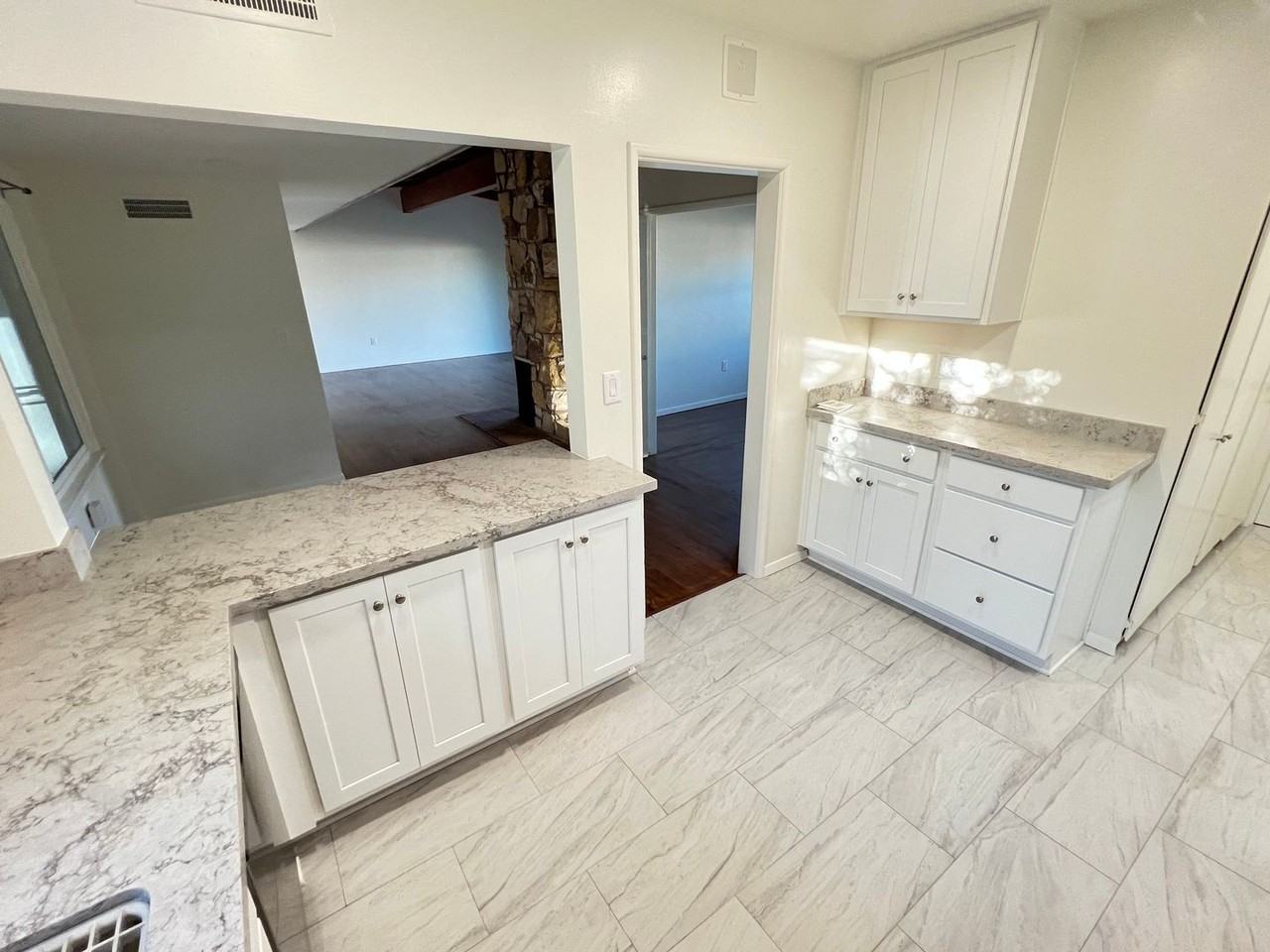 612 Concord Ave - Photo 6 of 24