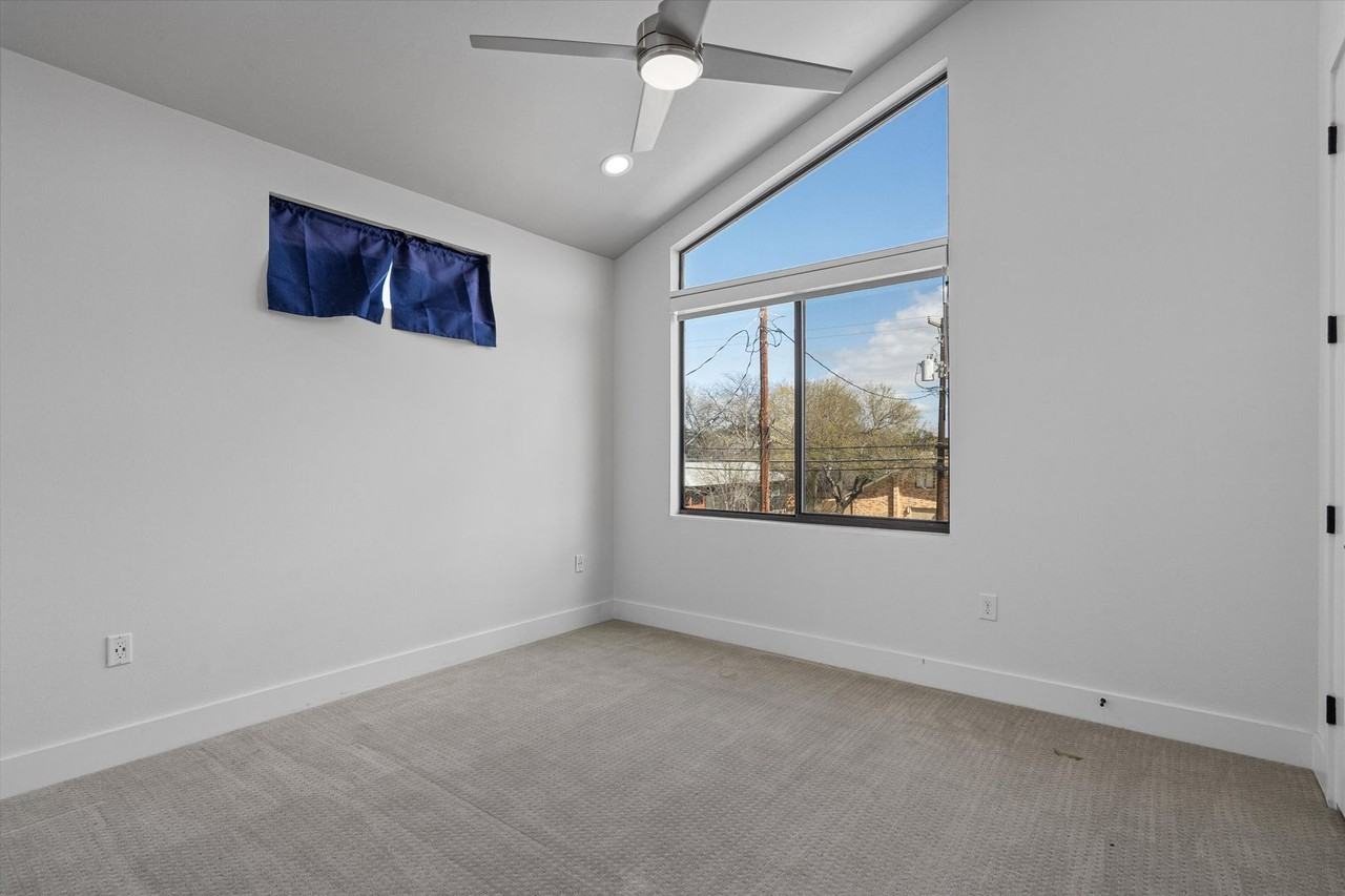 409 Delmar Ave #1 - Photo 5 of 36