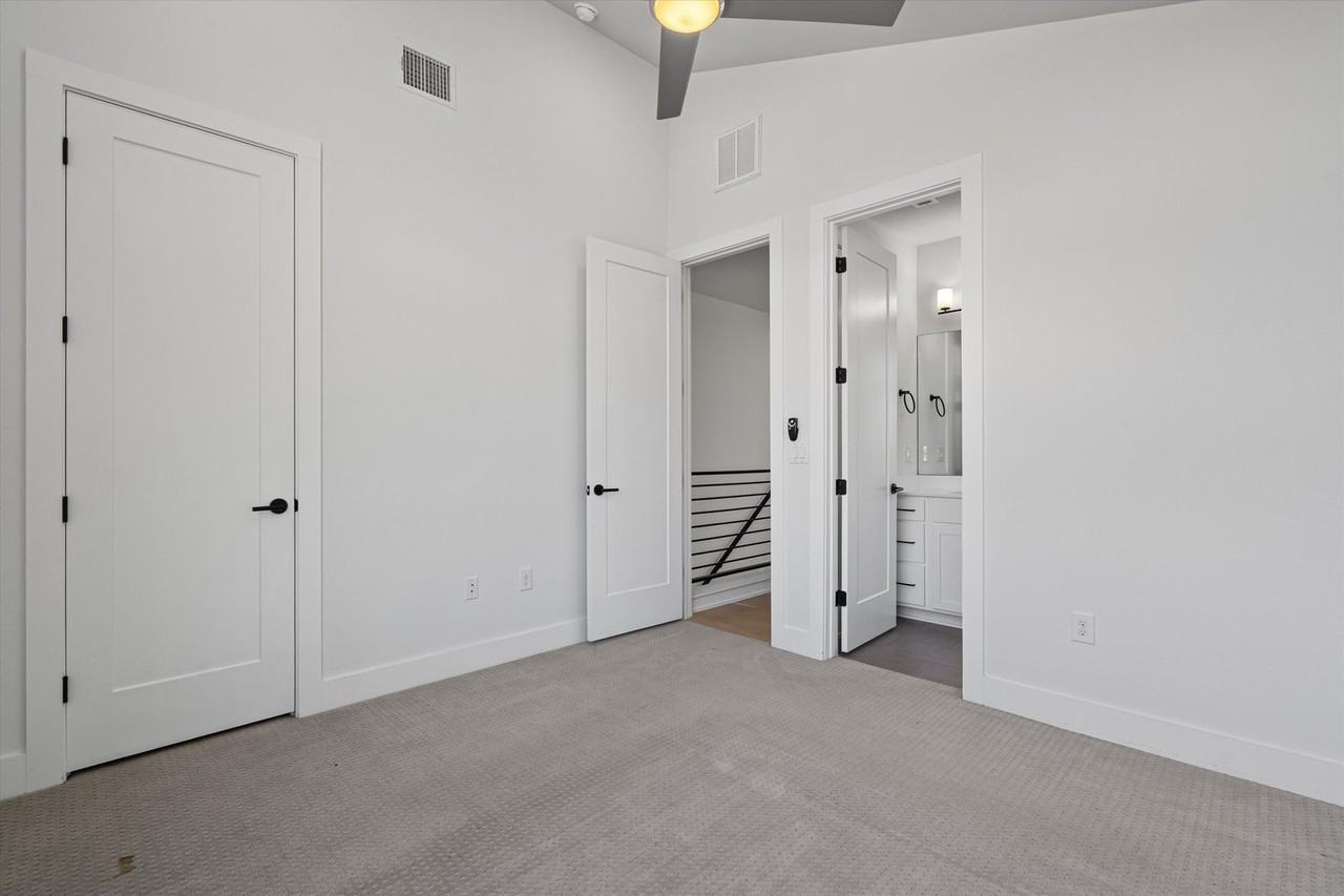 409 Delmar Ave #1 - Photo 6 of 36