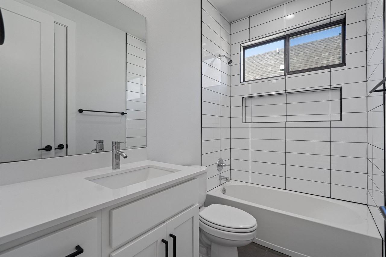 409 Delmar Ave #1 - Photo 7 of 36