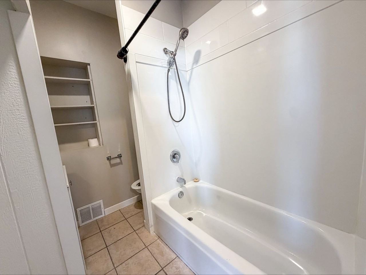 506 23rd Street - Photo 7 of 16