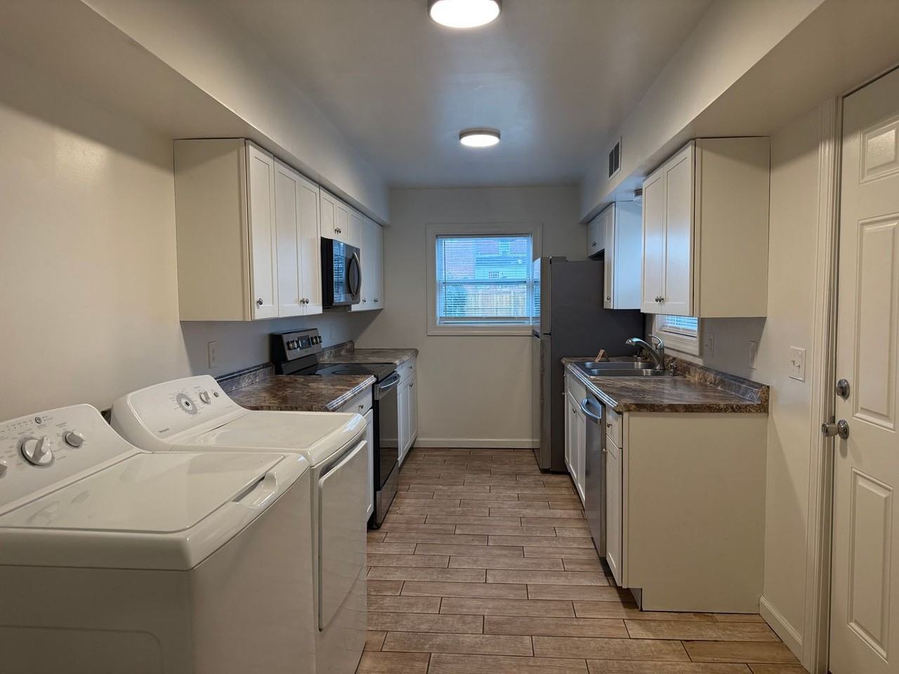 36 E Locust Ave - Photo 6 of 12