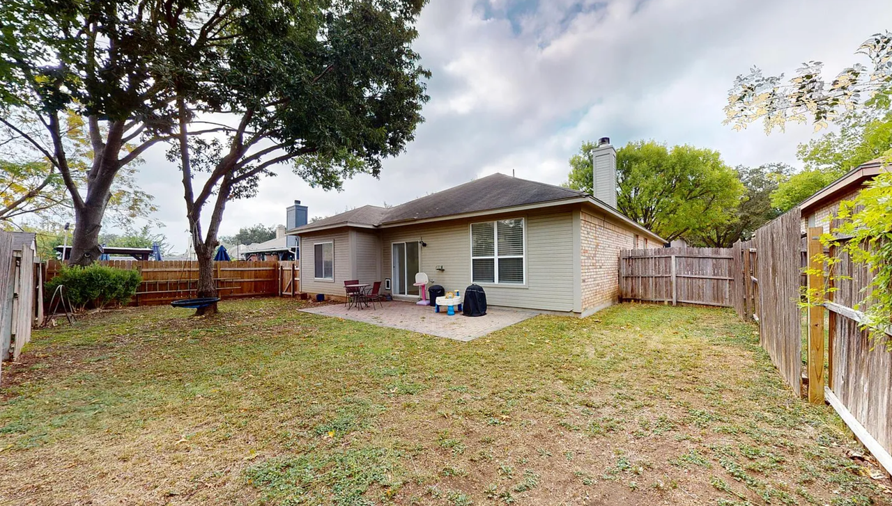 213 Tapwood Ln - Photo 5 of 7