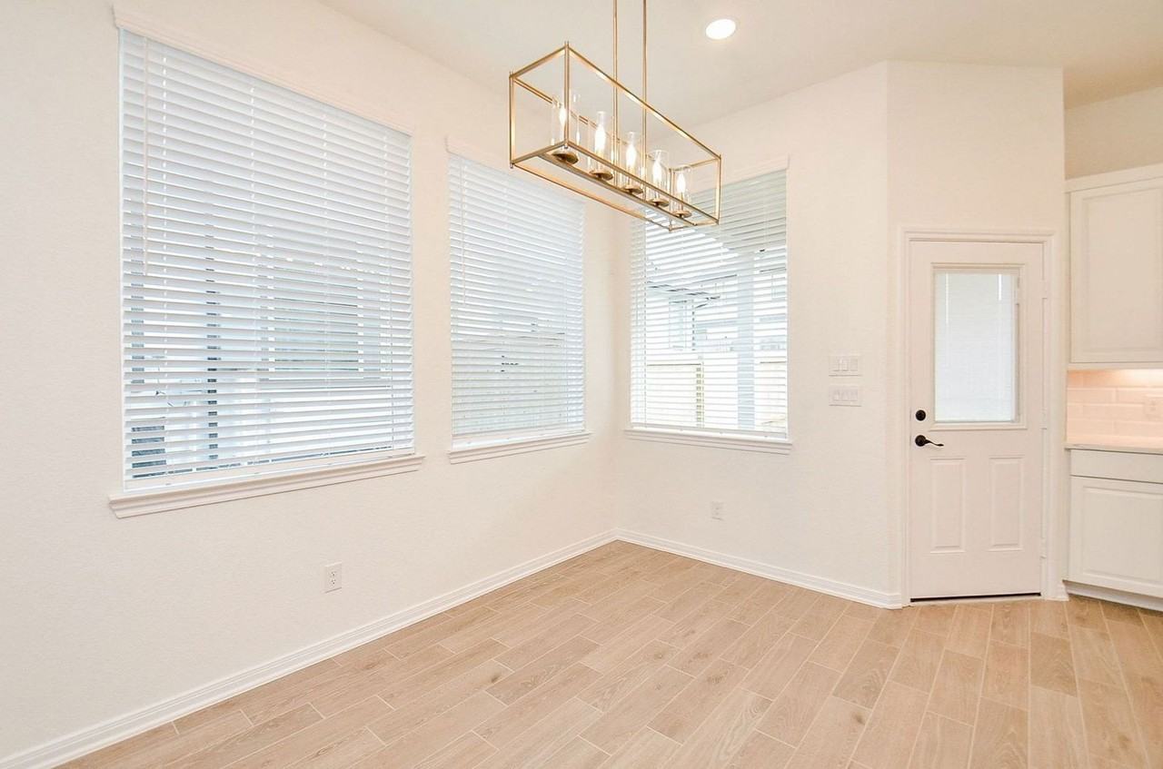 130 W Coralburst Loop - Photo 6 of 26