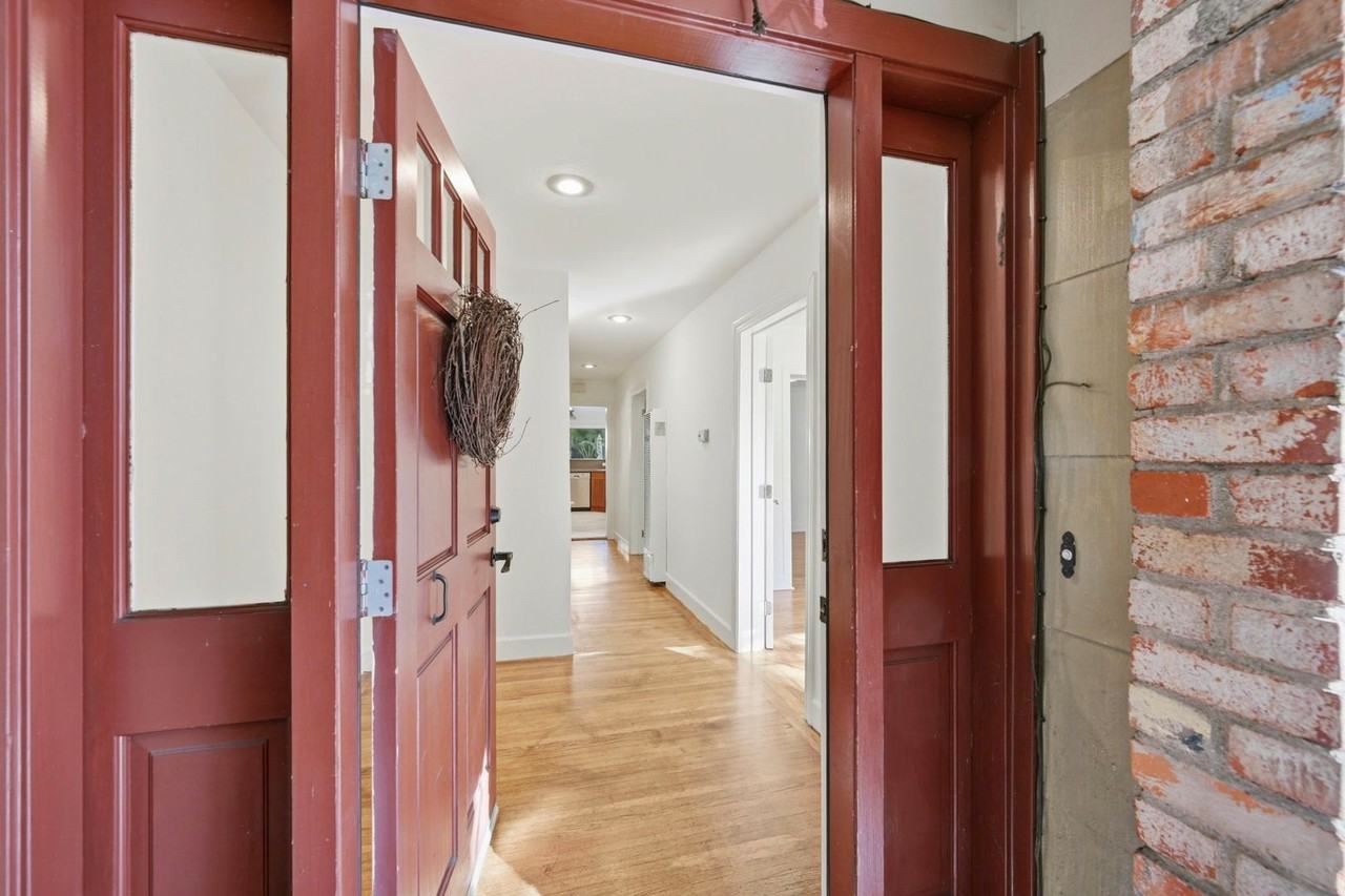 489 Sanchez St - Photo 4 of 19