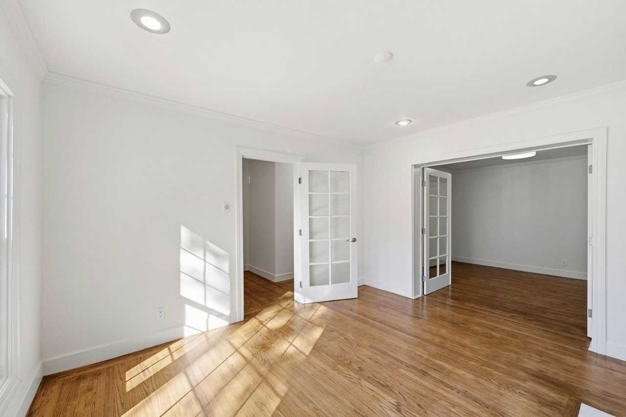 489 Sanchez St - Photo 6 of 19