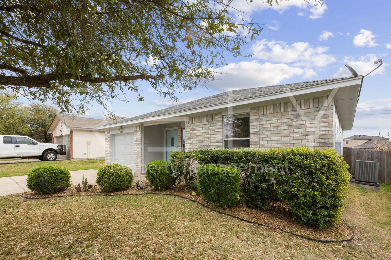 505 Shale Dr - Photo 5 of 32