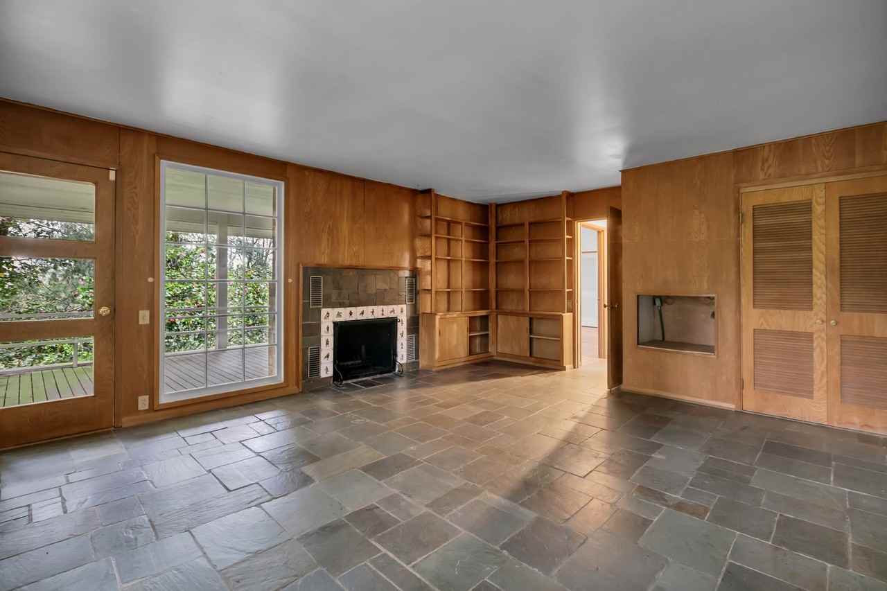 7435 Ne 129th St - Photo 4 of 29