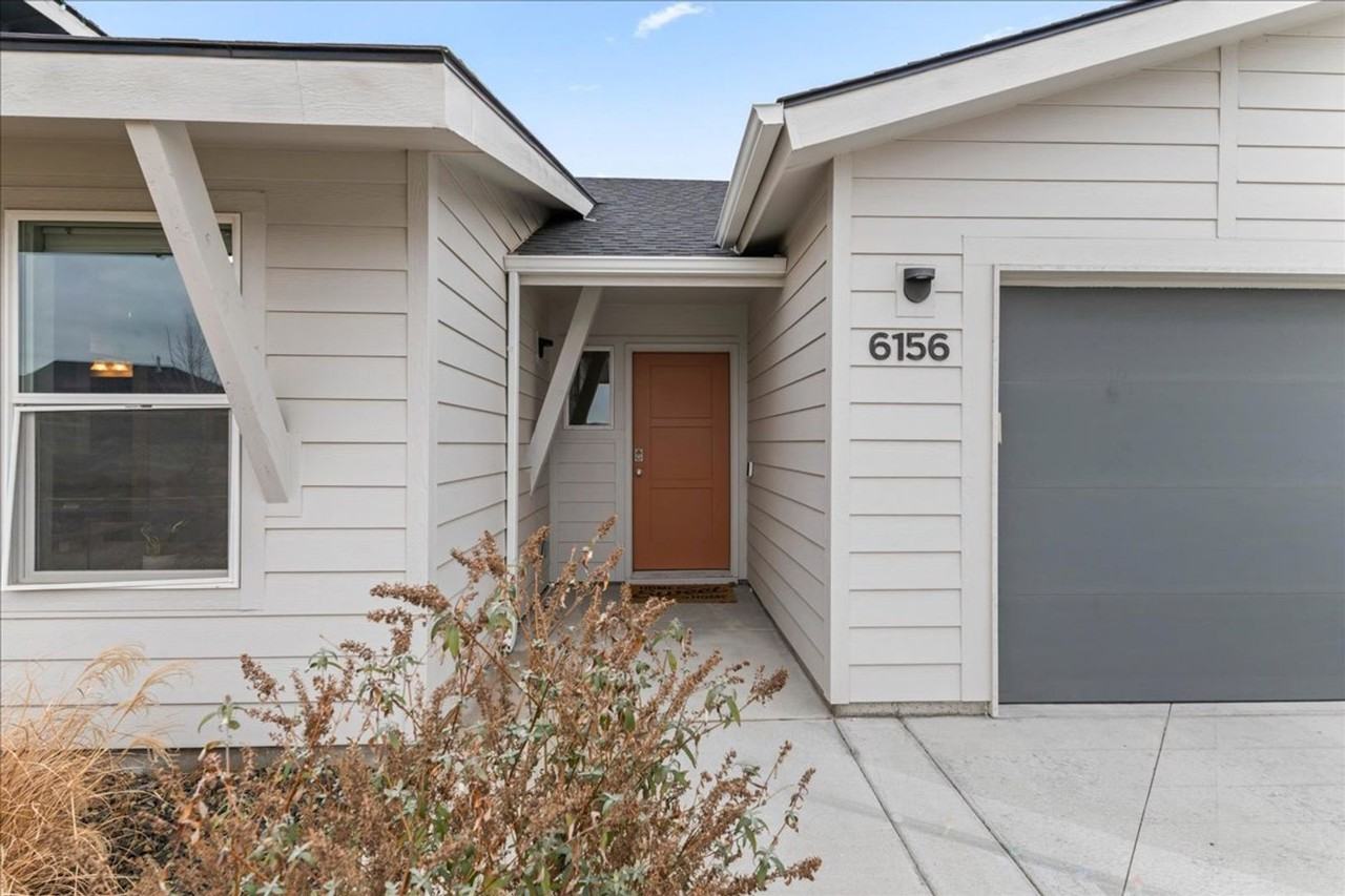 6156 W Aegean Dr - Photo 4 of 34