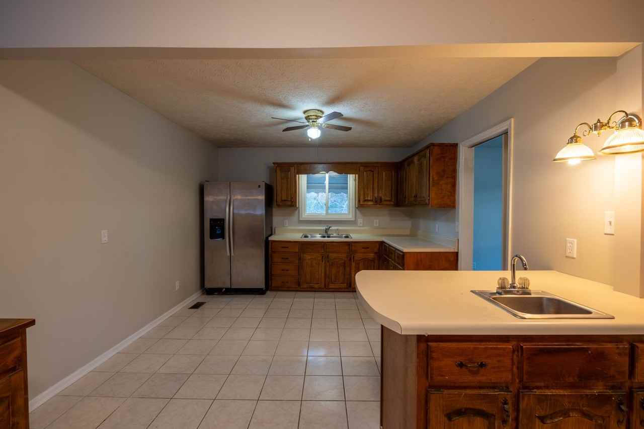 1802 Olympia Ct - Photo 7 of 26