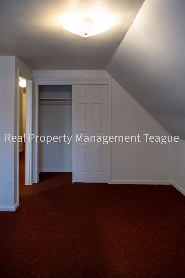 2 Floor 2 - Photo 6 of 18