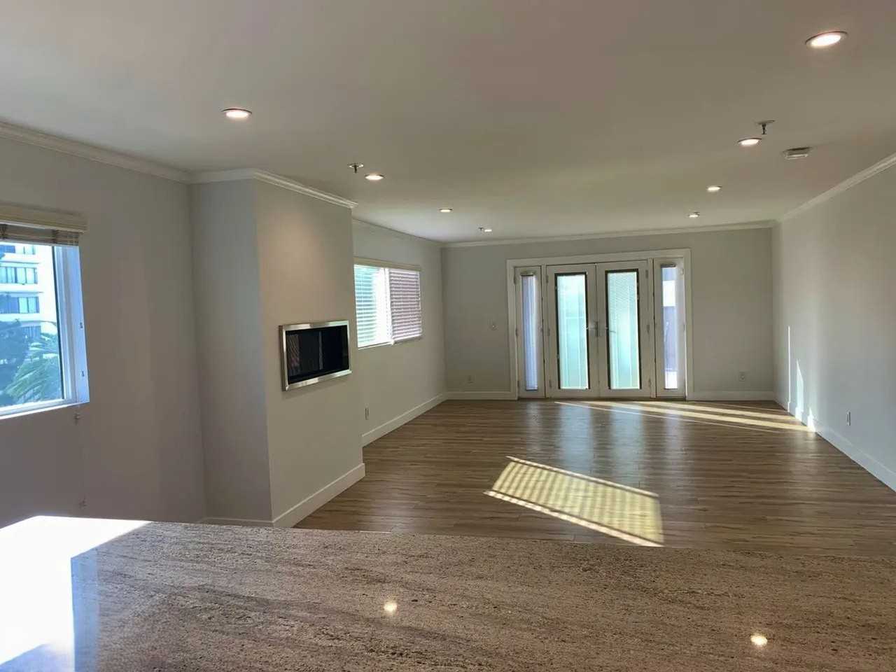 Franklin Tower - Photo 7 of 21