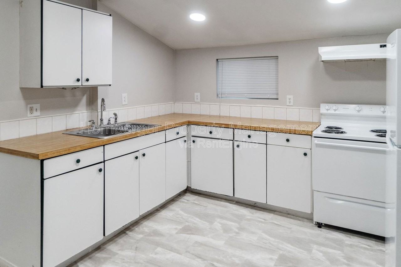 227 E Ermina Ave #1 - Photo 3 of 12