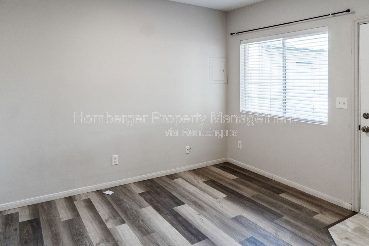 227 E Ermina Ave #1 - Photo 4 of 12