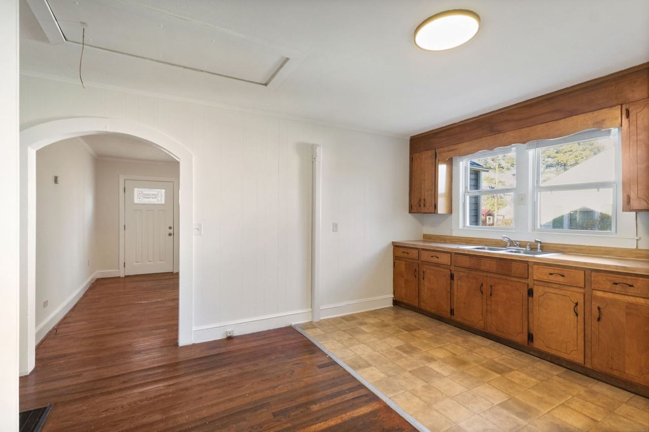 537 Huston St - Photo 5 of 14