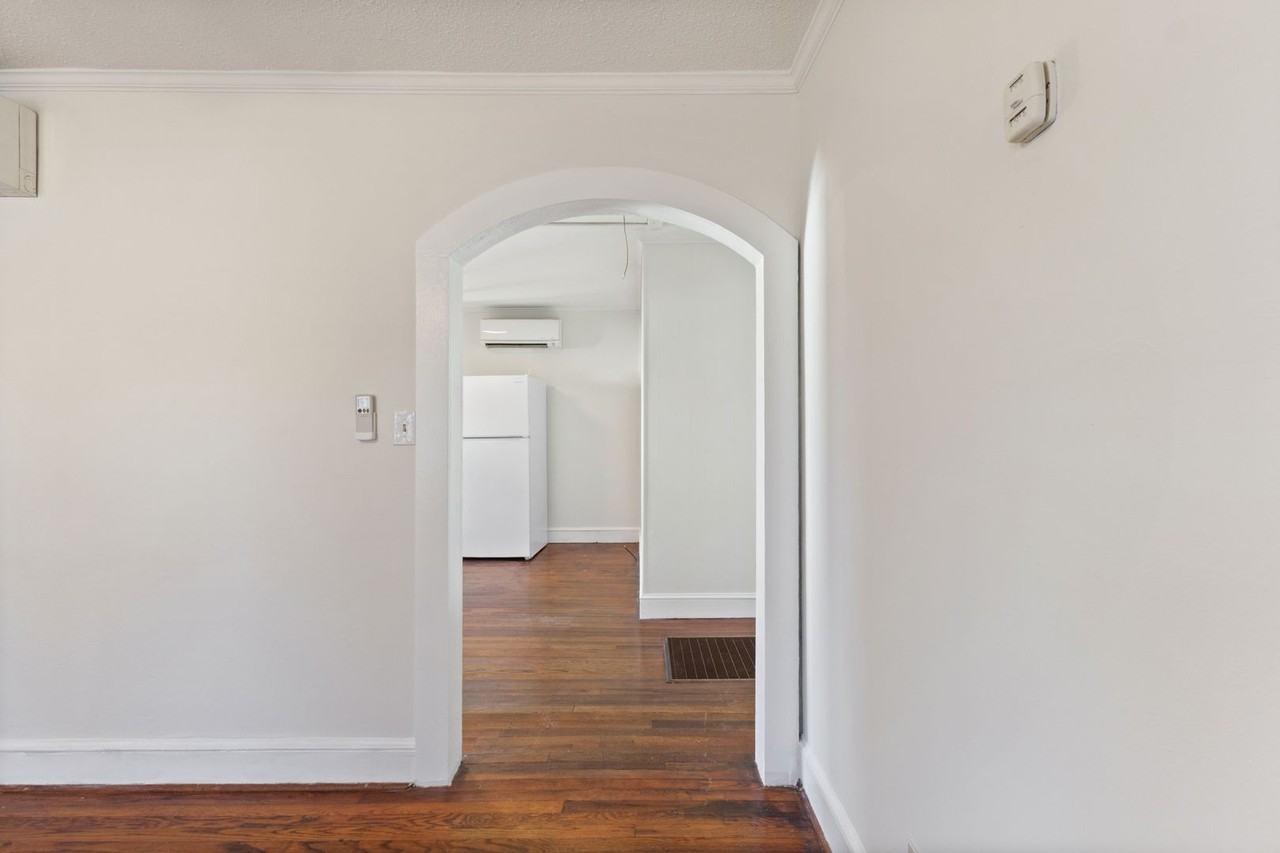 537 Huston St - Photo 7 of 14