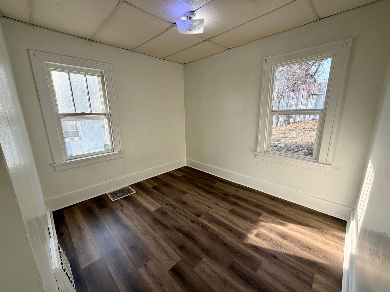 2801 3rd St - Photo 6 of 8