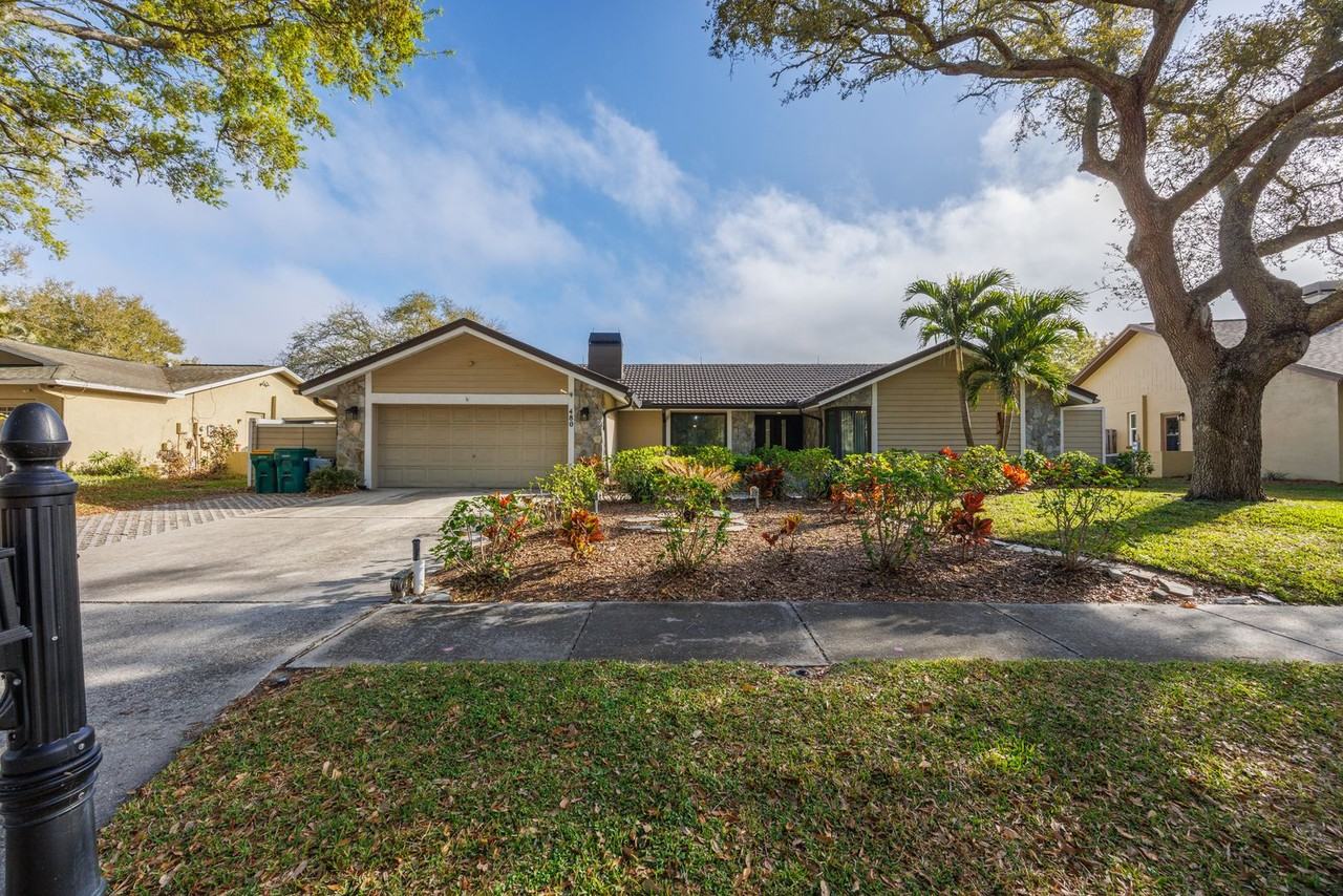 480 Winding Willow Dr - Photo 2 of 43