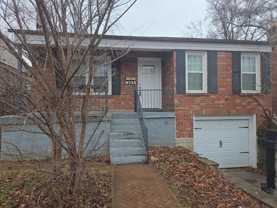 8735 White Ave - Photo 1 of 1