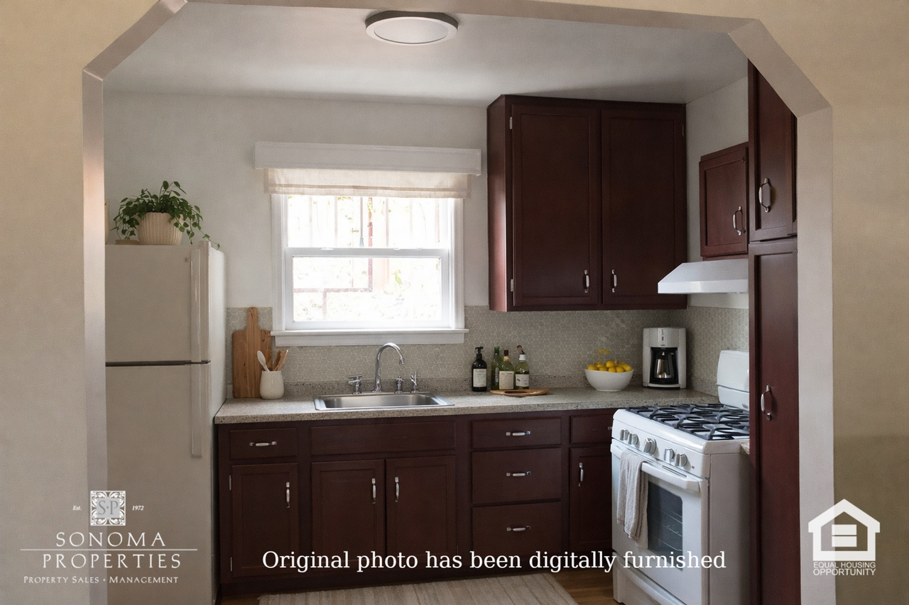 595 Boyes Blvd #5 - Photo 3 of 8