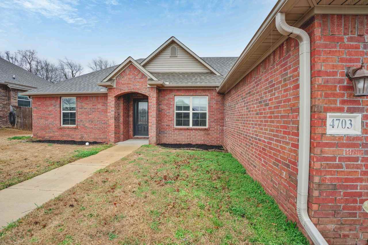 4703 Cory St - Photo 3 of 25