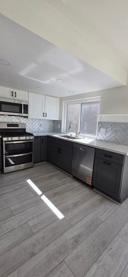 2061 W Redlands Blvd #14B - Photo 4 of 19