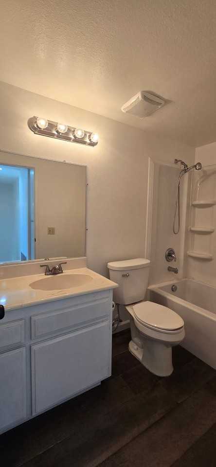2061 W Redlands Blvd #14B - Photo 7 of 19