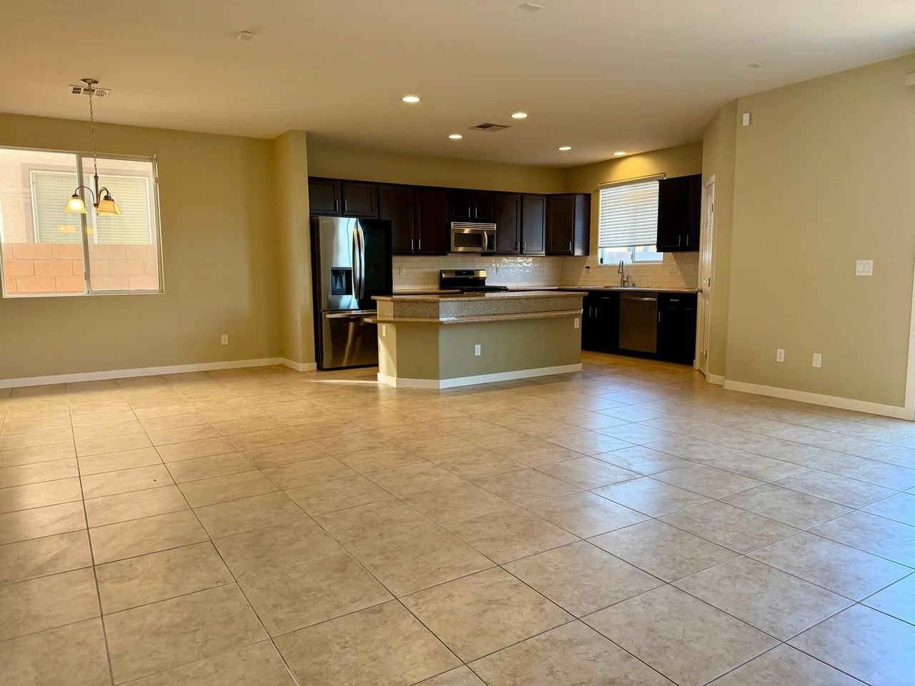 7628 Schuders Ave - Photo 3 of 16
