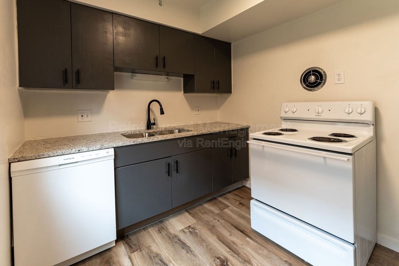 1851 Todd Rd #B4 - Photo 4 of 21