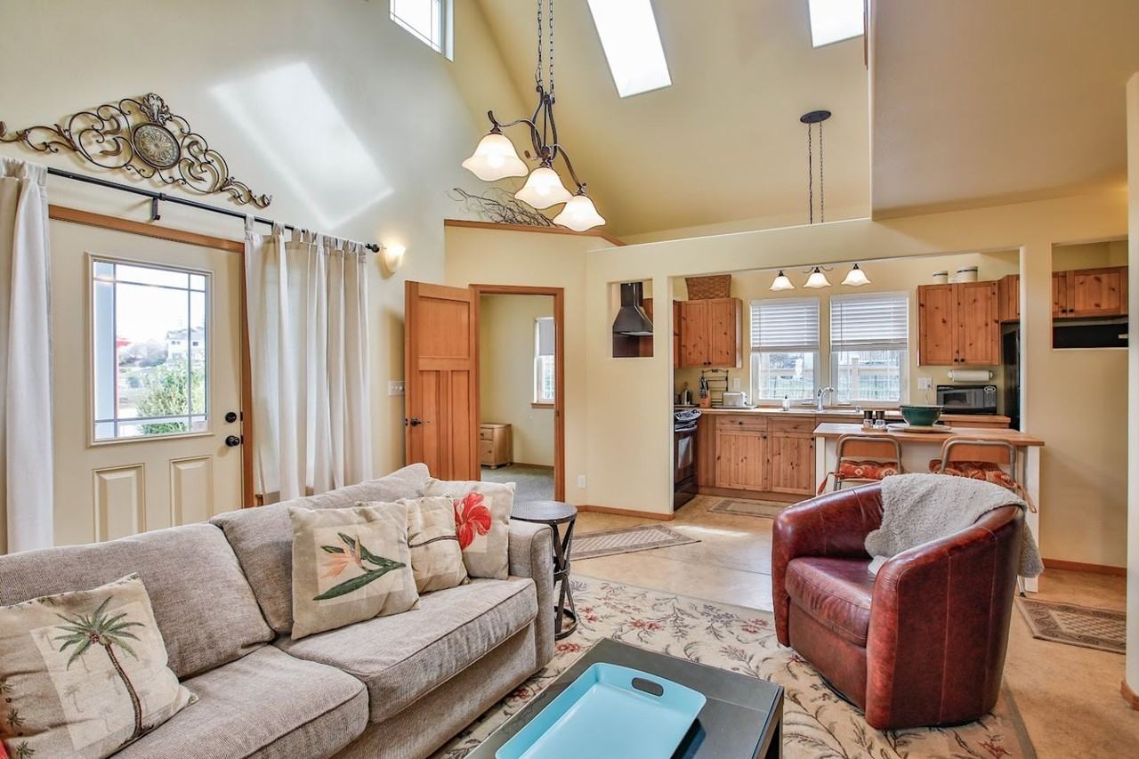 604 Nw Glenwood Ct - Photo 6 of 28