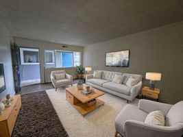 featured image of 633 Se Flint St #7