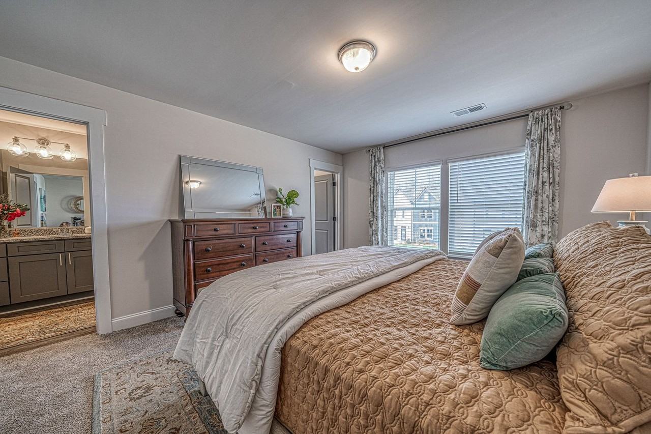 Juniper Row Townhomes - Photo 6 of 9