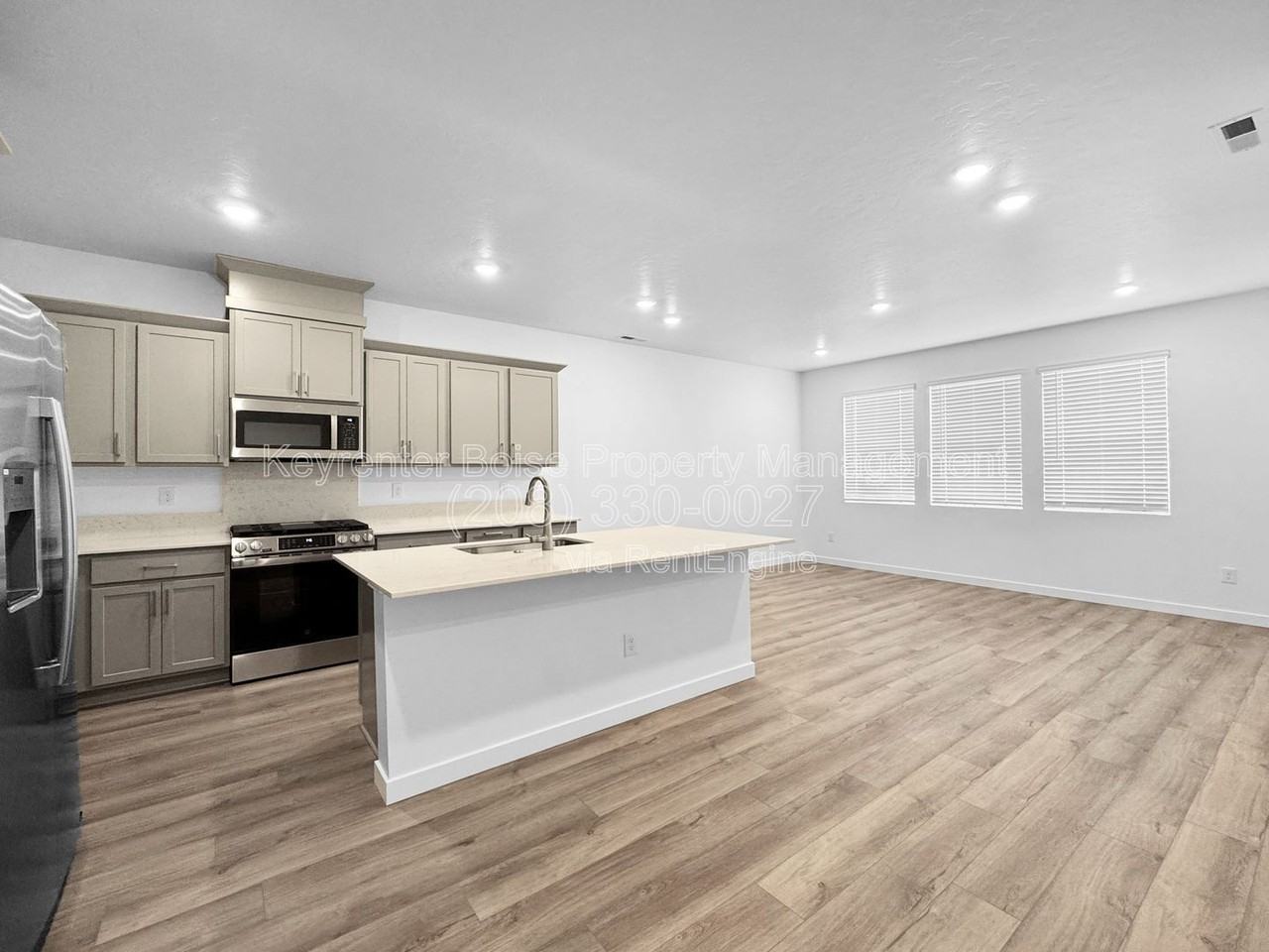 4120 W Perspective St - Photo 5 of 22