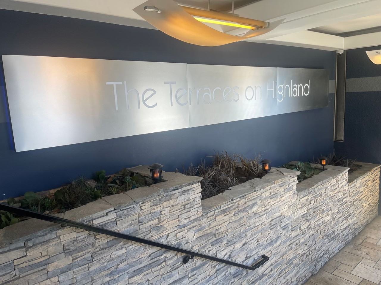 1940 N Highland Ave - Photo 6 of 50