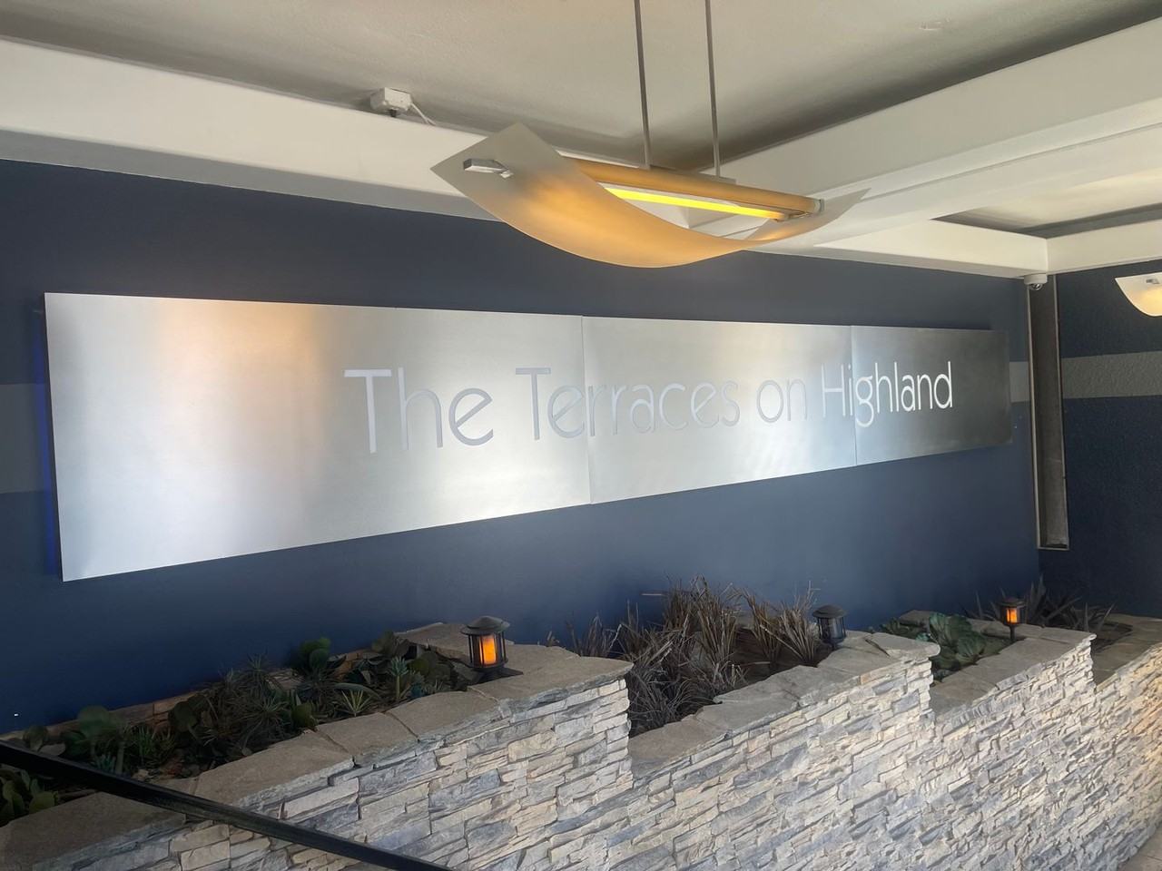 1940 N Highland Ave - Photo 7 of 50