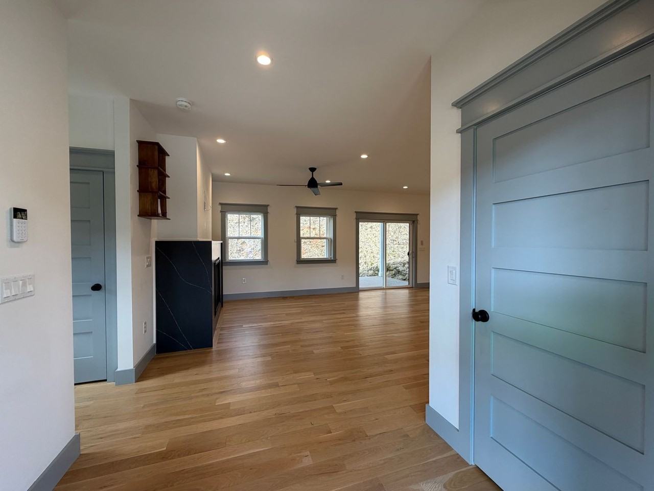 41 Acona Ln - Photo 5 of 50