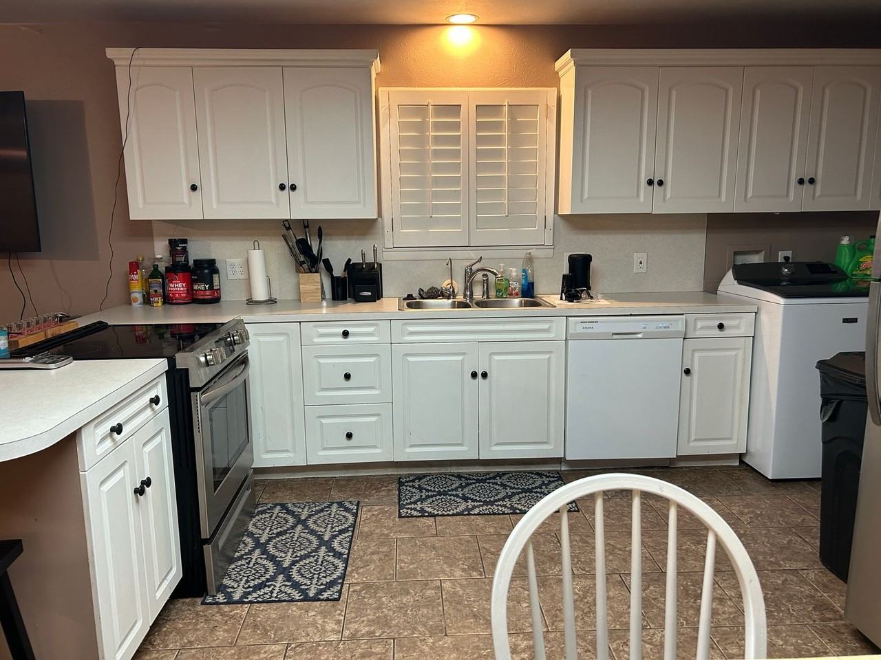 3605 48th St - Photo 7 of 10