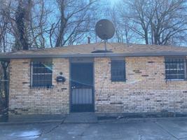 featured image of 975 W Mckinley St