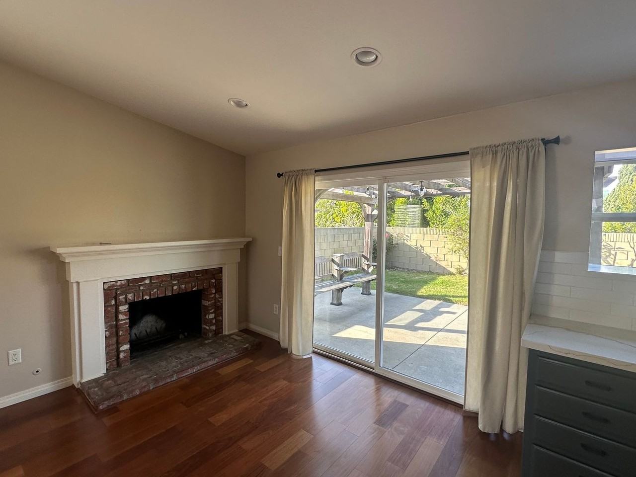 1577 238th St - Photo 6 of 19