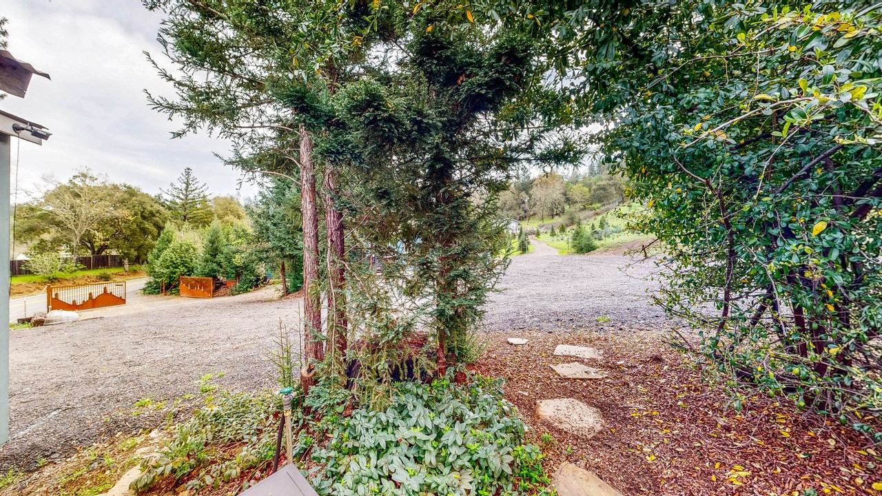 18880 State Highway 128 - Photo 4 of 33