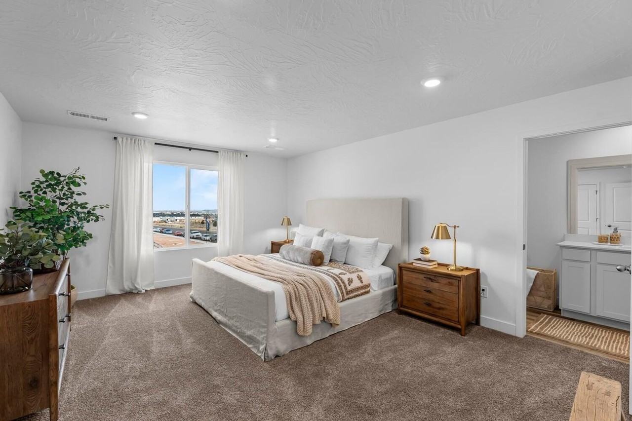 618 S Rockwell Ln #1183 - Photo 5 of 11