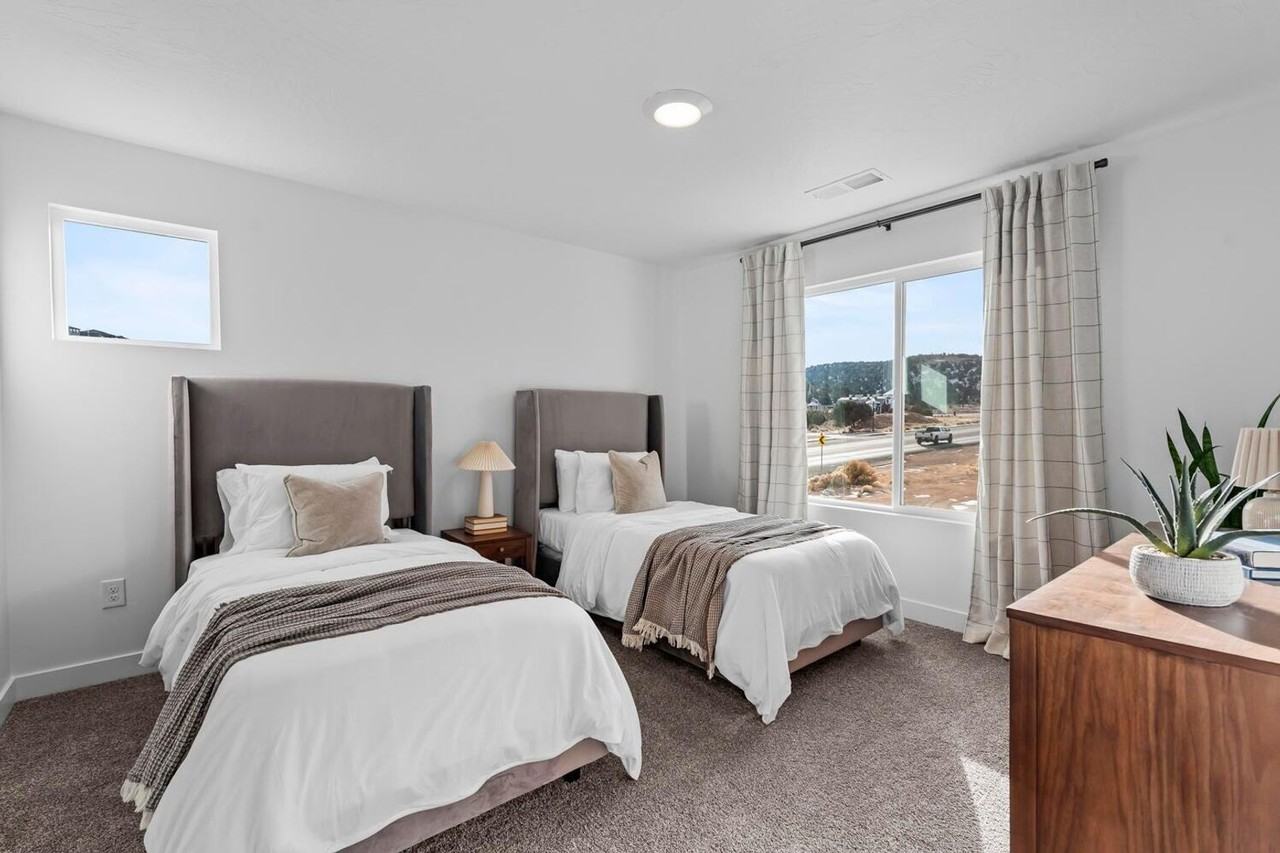 618 S Rockwell Ln #1183 - Photo 6 of 11