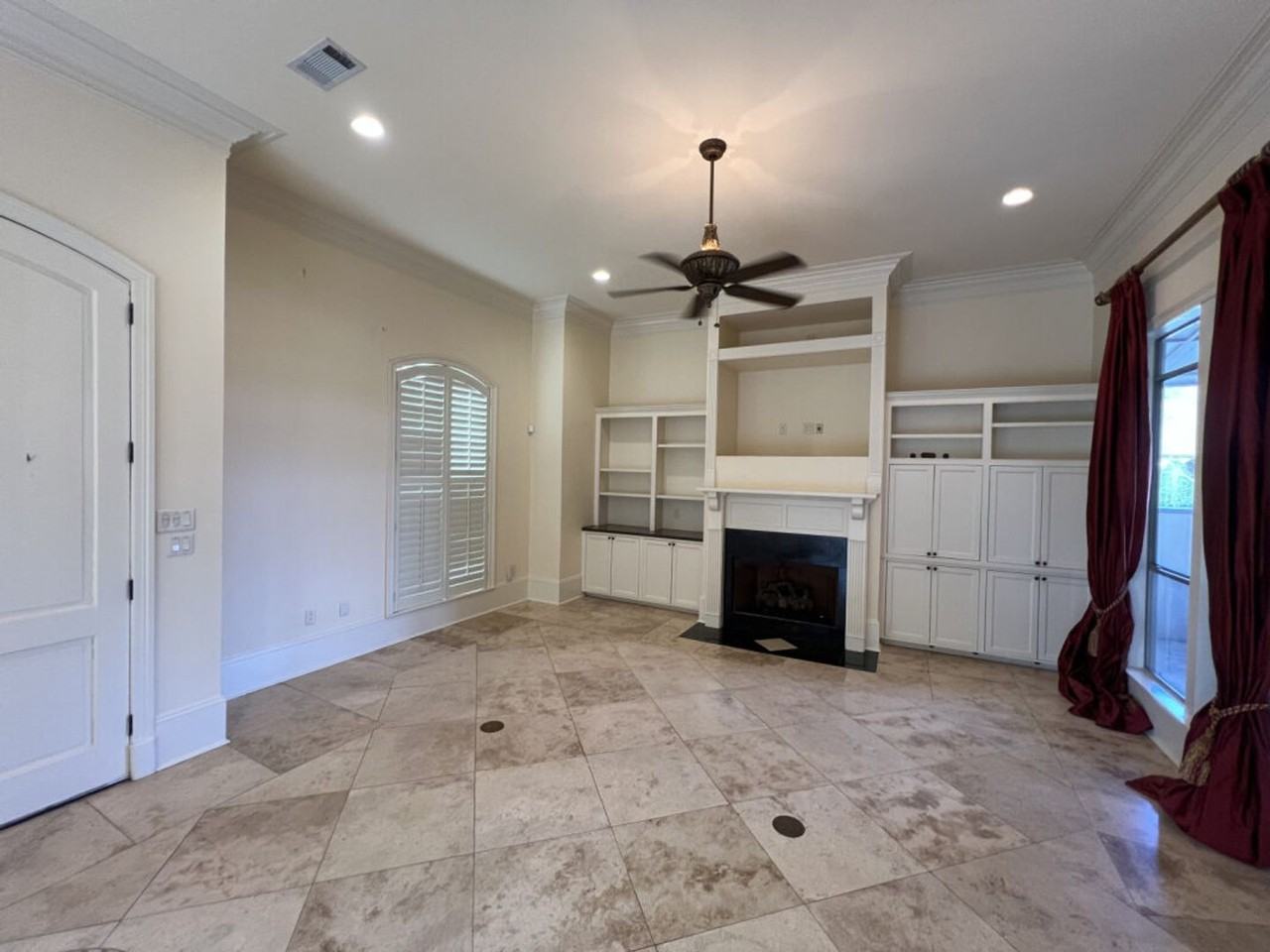 17703 Shady Creek Ave - Photo 5 of 50