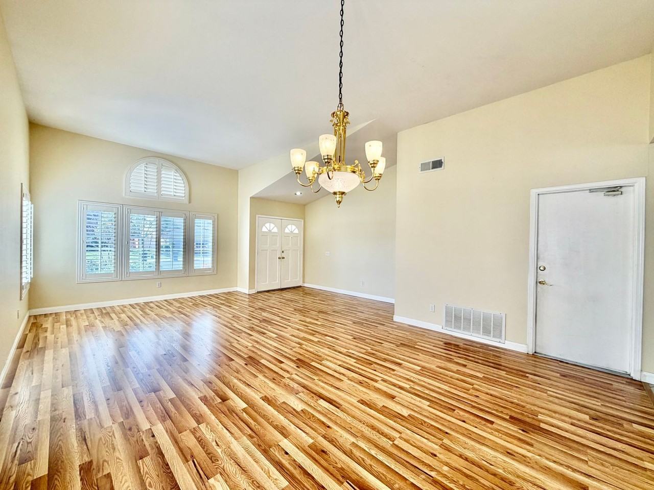 25100 Calle Viejo - Photo 4 of 29