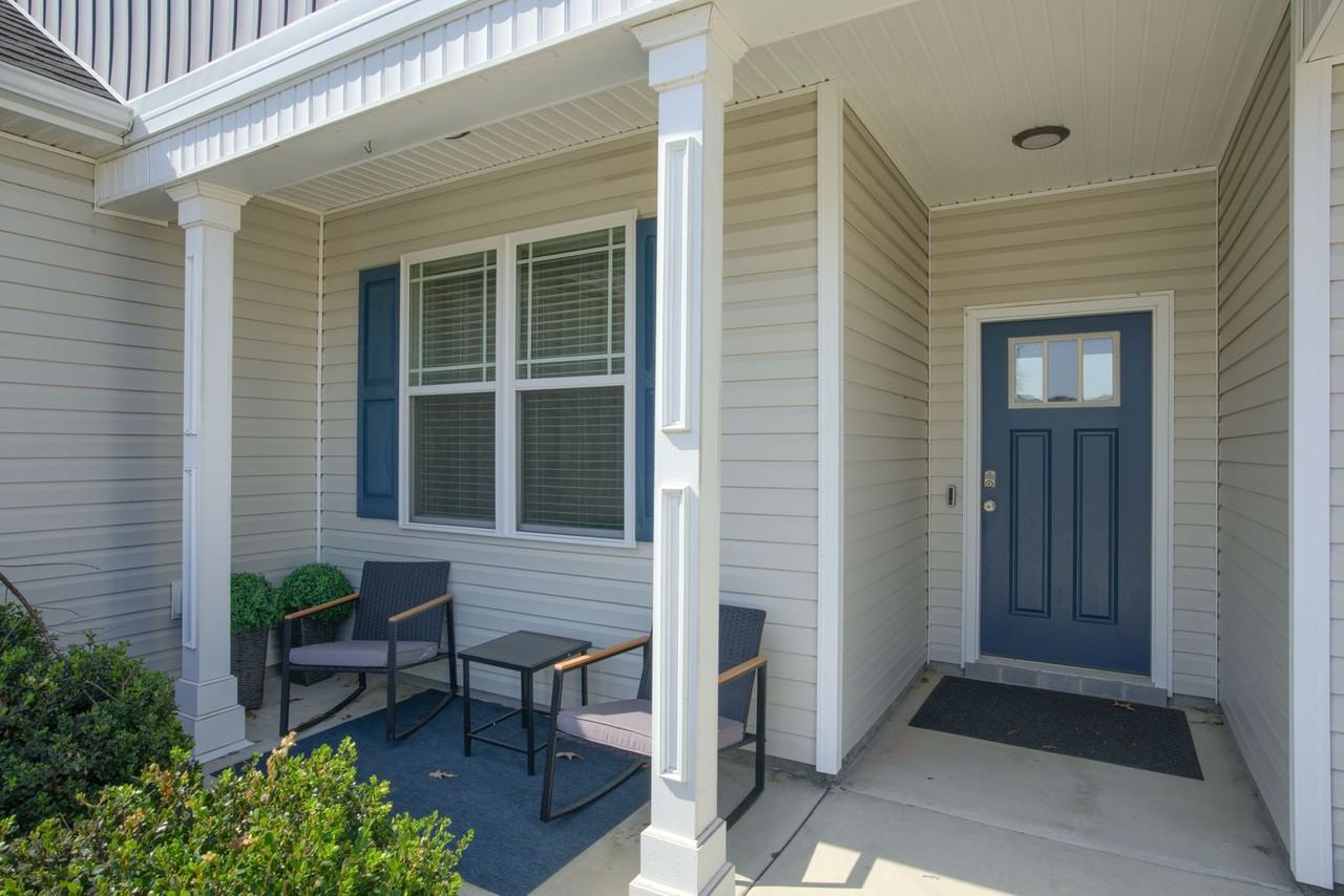 328 Adobe Ln - Photo 2 of 28